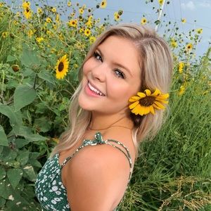 Meet your Posher, Gwennyth